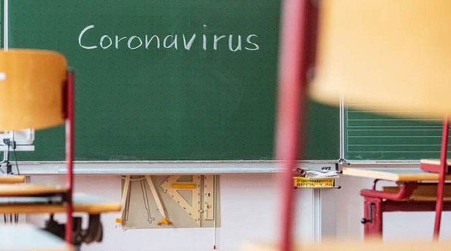 Ancheta extinsa la scoala unde au fost depistate cazuri de infectare cu noua tulpina a coronavirusului